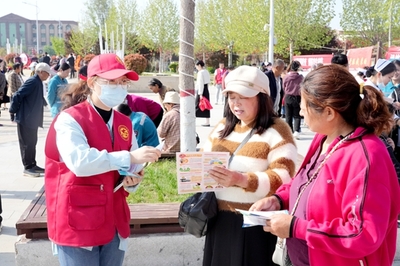 共建健康家園，共享綠色生活——祥符區第一人民醫院愛國衛生月義診暨環保咨詢活動紀實